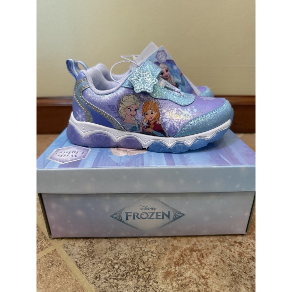 Toddler Girls' Disney Frozen Light Up Elsa & Anna Sneakers Size 8 NWB Shoes - Picture 3 of 10